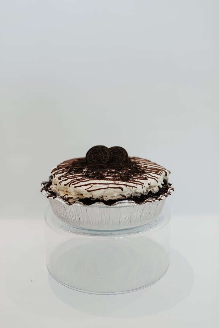 Oreo Cheesecake Pie