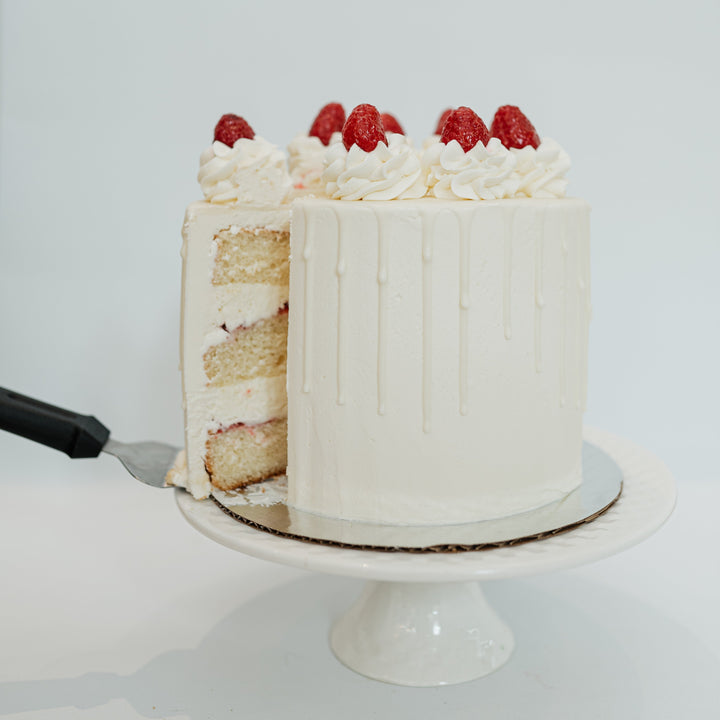 White Chocolate Raspberry Cake