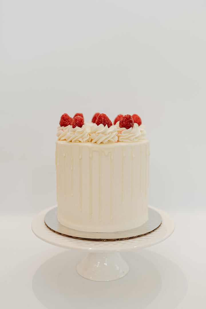 White Chocolate Raspberry Cake