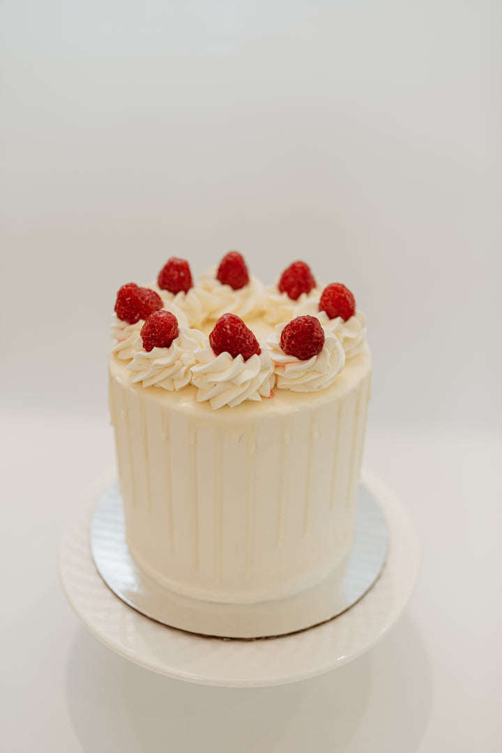 White Chocolate Raspberry Cake