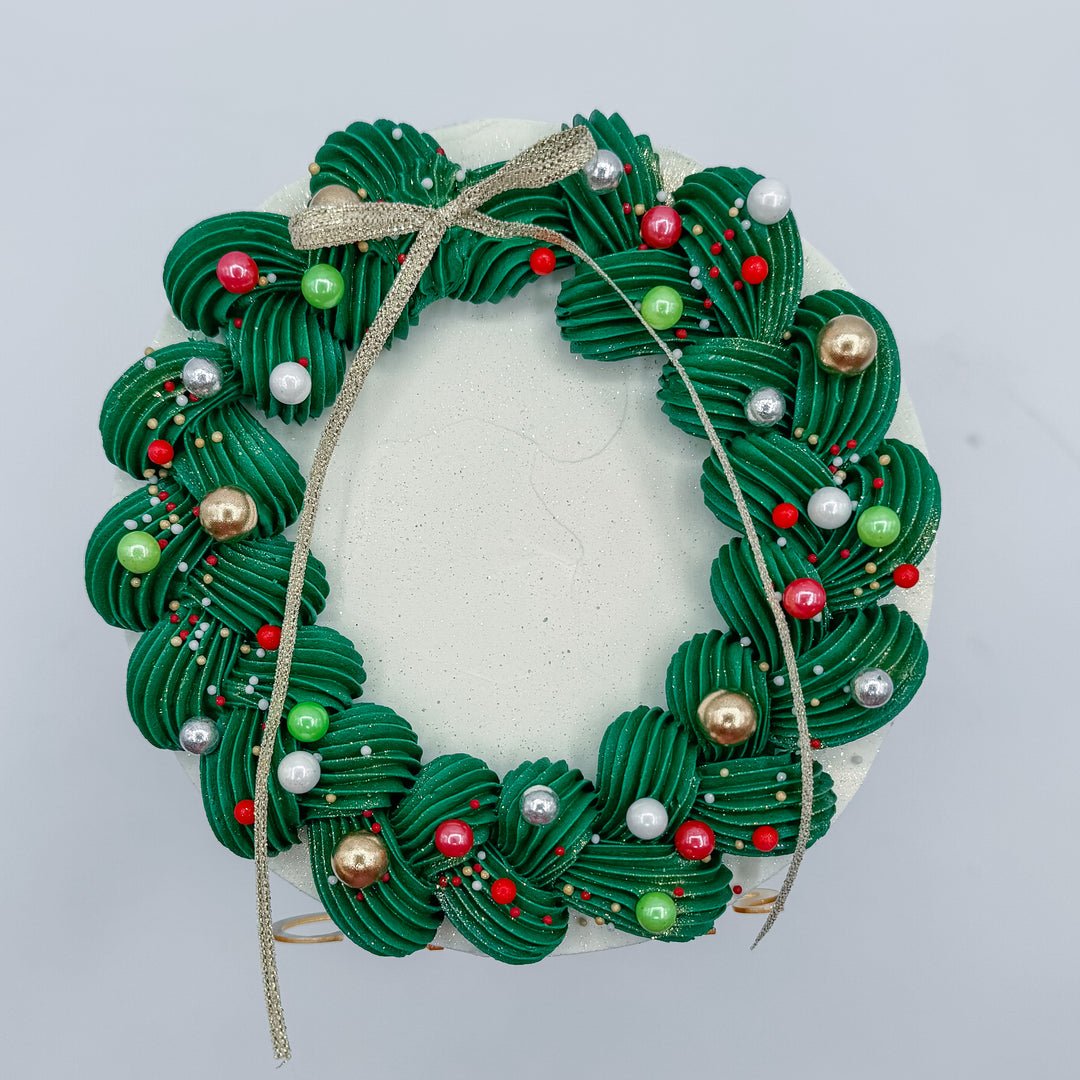 The Christmas Wreath Cake